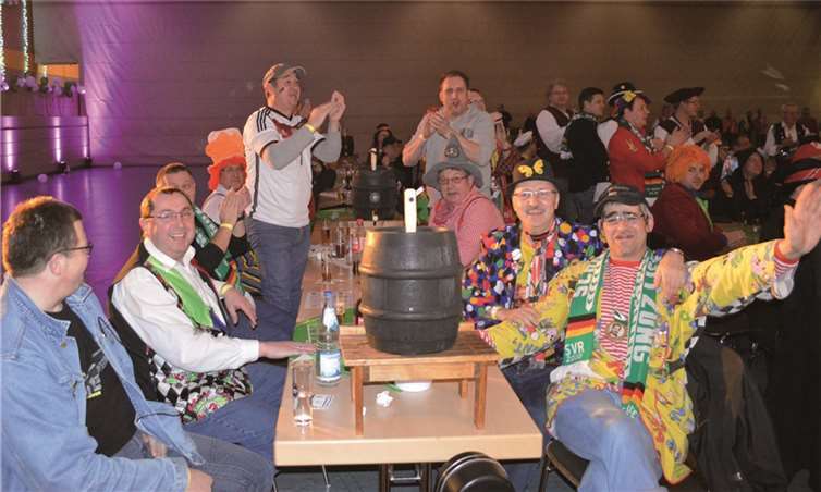 Mit gut 250 "Schnäuzern" war die Rheinhalle sehr gut besetzt. AB