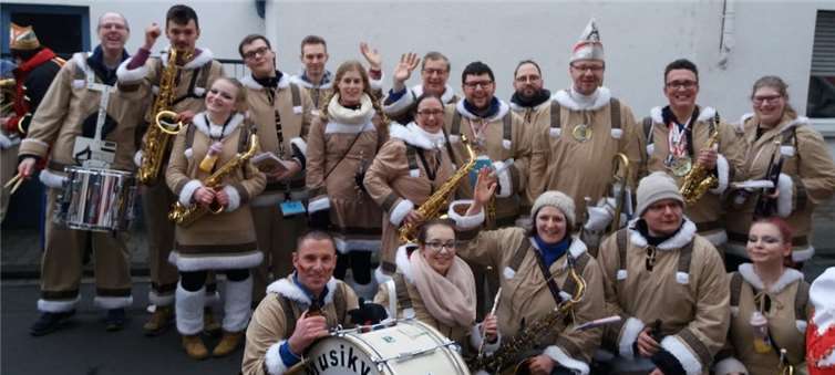 Mit guter Laune bestritten die Musikerinnen und Musiker zahlreiche Karnevalsumzüge. Foto: privat