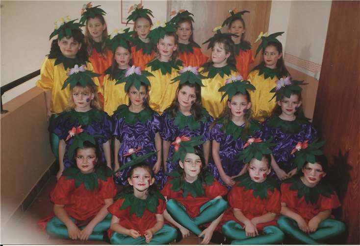 Mit ihrem Tanz „Süße Früchte“ wurden die jungen Damen 2006 Deutscher Meister.