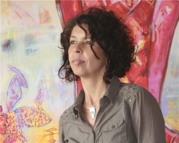 Mit ihren Arbeiten zum Thema „SOULfood“ präsentiert die Künstlerin AndyMo alias Andrea Montermann nicht nur Nahrung für die Seele, sondern regt auch zum Nachdenken darüber an, was wir aus und mit unserer Nahrung machen. AndyMO