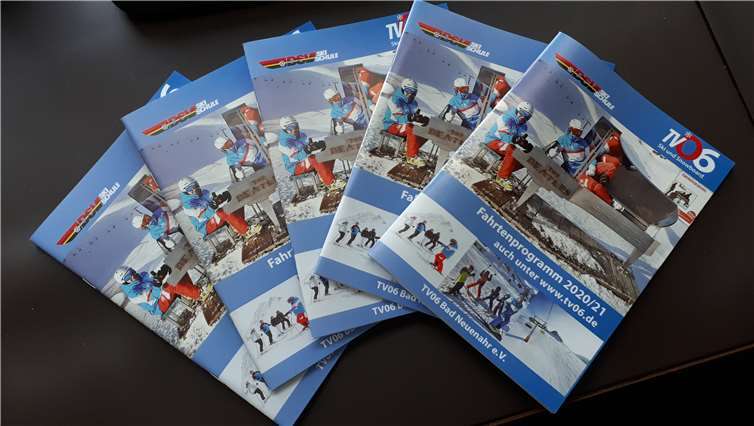 Mit insgesamt elf Skitouren nach Österreich, Italien und der Schweiz wurde ein attraktives Fahrten-Programmheft für Familien, junge Menschen sowie Erwachsene im älteren Semester vorgestellt.Quelle: TV06 Bad Neuenahr