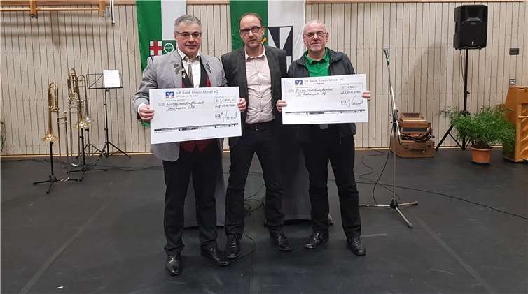 Mit jeweils 1.500 Euro unterstützt der Löfer Gemeinderat die Jugendarbeit des Musikverein Löf und des SV Hatzenport-Löf