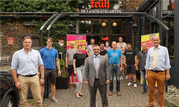 Mit klarem Rückhalt startet der stellvertretende Fraktionsvorsitzende der FDP im Stadtrat von Neuwied, Dennis Mohr, in die Kandidatur um einen Sitz im Landtag für den Wahlkreis 04 – Neuwied, Puderbach, Dierdorf.Foto: FDP