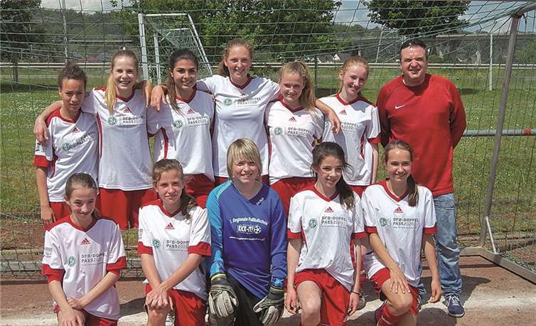 Mit mannschaftlicher Geschlossenheit und guten spielerischen Anlagen spielten die Immendorfer Mädchen eine überaus erfolgreiche Saison. privat