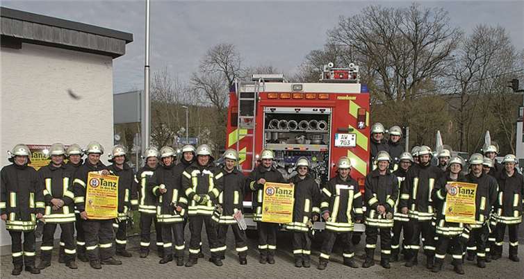 Mit neuen Helmlampen wurde die Bad Bodendorfer Feuerwehr ausgestattet. BL
