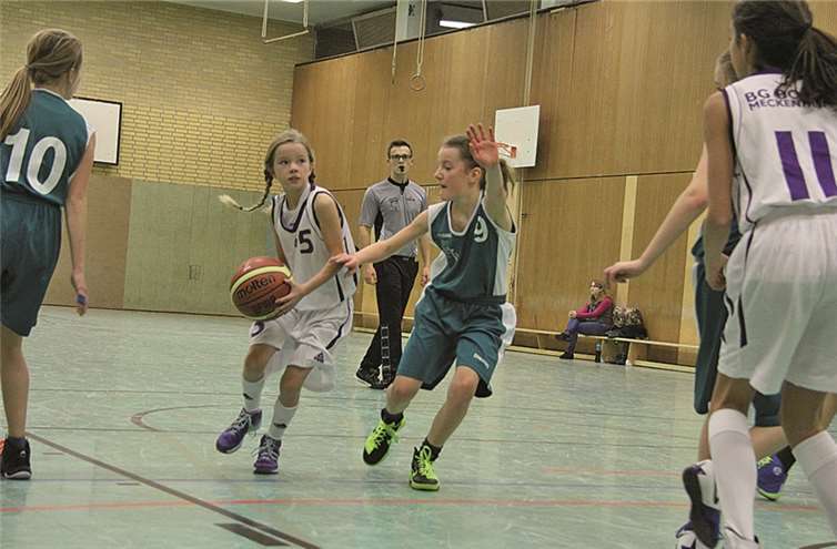Mit schnellen Kontern zogen die BG-Mädchen davon.privat