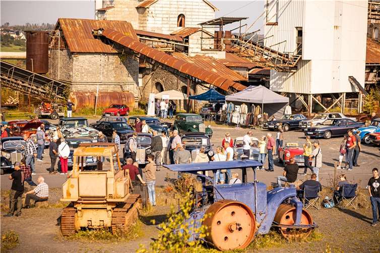 Mit seinen beiden publikumswirksamen Traditionsveranstaltungen „Oldtimer im Park“ und „Ahr-Rotwein-Klassik“ präsentiert sich der Bad Neuenahrer Automobilclub auch in der Saison 2022 den Oldtimerfreunden aus nah und fern und insbesondere in der Westerwaldregion. Foto: privat