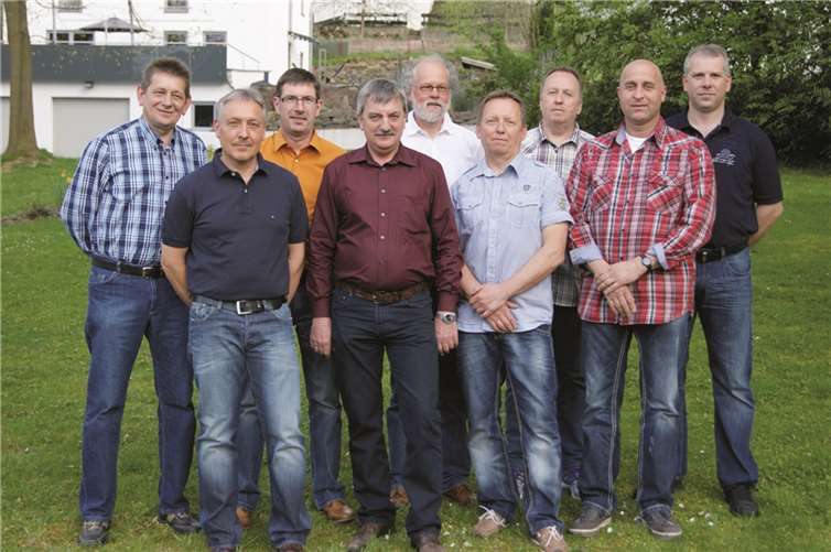 Mit sieben Ratsmitgliedern und zwei neuen Kandidaten stellt sich ein kompetentes Team zur Wahl.privat