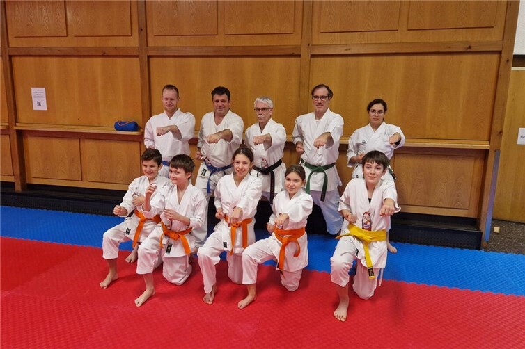 Mit viel Engagement und Fachkenntnis wurde durch Übungen, die sowohl Technik als auch Teamgeist förderten, geführt.Foto: privat