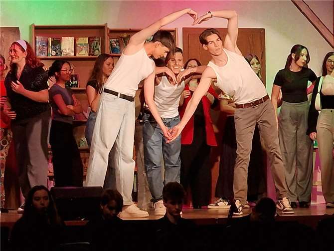 Mit viel Herz begeisterten die Schüler das Publikum.