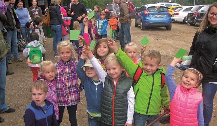 Mit viel Spaß waren die Jungs und Mädels bei der Sache.privat