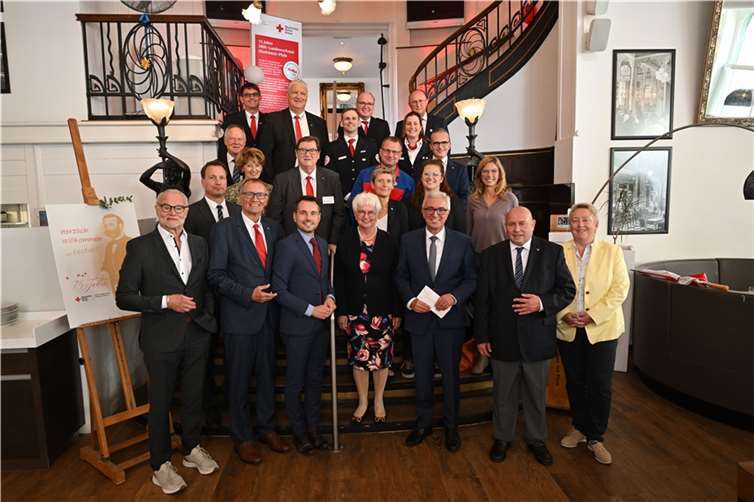 Mit vielen Rotkreuzler*innen und geladenen Gästen feierte der DRK-Landesverband sein 75-jähriges Bestehen. Foto: Marcus Steinbrücker/Mainz