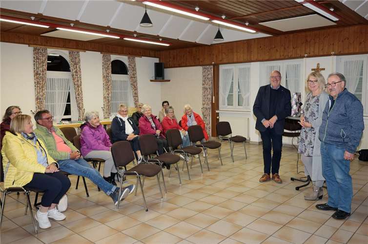 Mit vielen eindrucksvollen Bildern, interessanten Geschichten und Anekdoten wurdedie ewige Stadt vom Referenten Jürgen Schwarzmann vorgestellt. Foto: Werner Dreschers