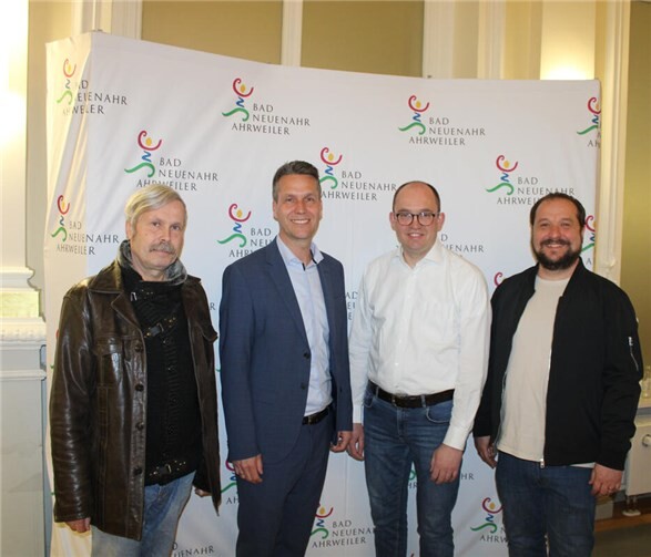 Mit (von rechts nach links) Axel Ritter, Pascal Rowald, Jörn Kampmann und Christoph Scheuer bewarben sich gleich vier Kandidaten für das Amt des zukünftigen Bürgermeisters von Bad Neuenahr-Ahrweiler.