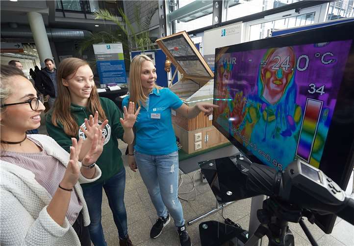 Mit zahlreichen Ausstellungsstücken und Mitmachaktionen lädt die Welt der Technik zum Entdecken ein. Hochschule Koblenz/Thomas Frey