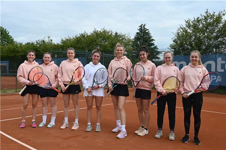 Mit zwei Siegen n zwei Spielen sind die Damen II des ATC klarer Tabellenführer in der Rheinlandliga. Foto: privat