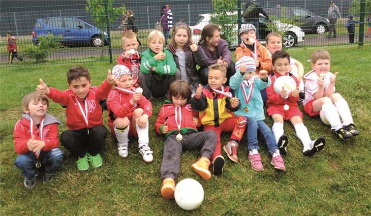 Mit zwei starken Teams vertraten die Bambinis aus Unkelbach die Farben des BSC in Kripp. privat