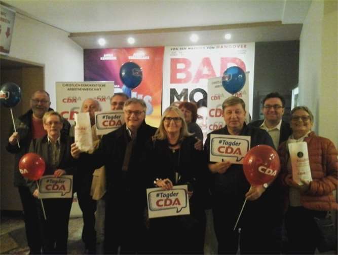 Mitglieder der CDA besuchten eine Filmvorführung im Metropol-Kino Neuwied. privat