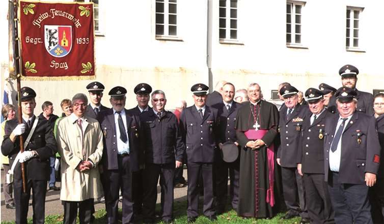 Mitglieder der Freiwilligen Feuerwehr Spay nahmen an der 12. Feuerwehrwallfahrt am Mittelrhein teil. privat