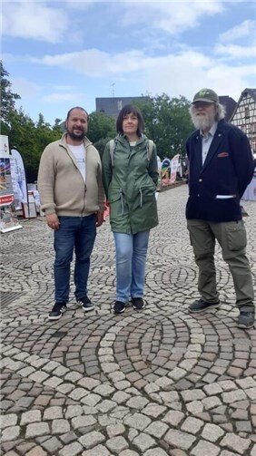 Mitglieder der Grünen Bad Neuenahr-Ahrweiler (v.l.): Christoph Scheuer, Judith Velten, Klaus Puchstein. Foto: Christoph Scheuer