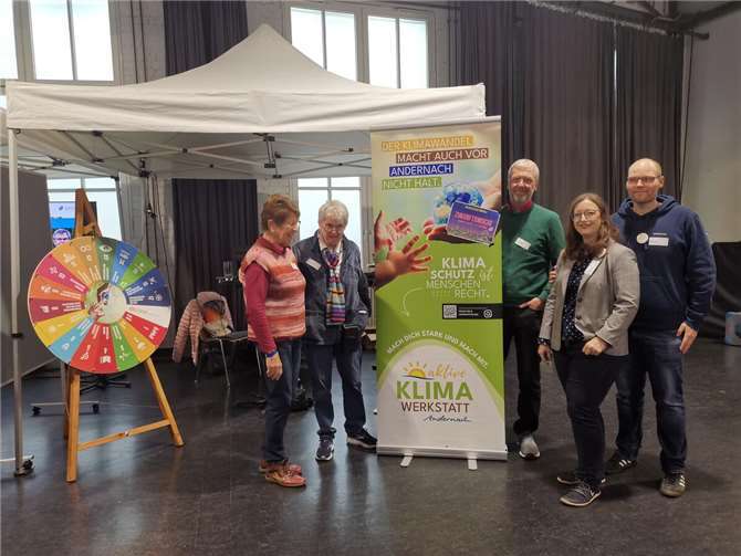 Mitglieder der „Klimawerkstatt aktiv“ beim Nachhaltigkeitstag in Mainz. Foto: privat