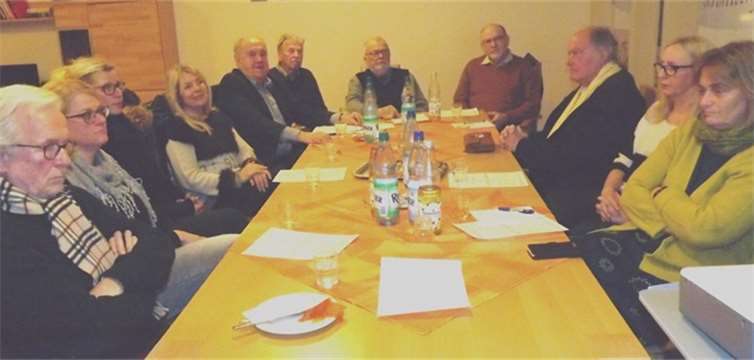 Mitglieder des CDU-Stadtverbandes informierten sich über das Seniorenzentrum der AWO in Bendorf. privat