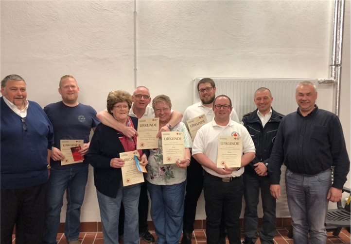 Mitglieder des DRK Ortsverein Kannenbäckerland.privat