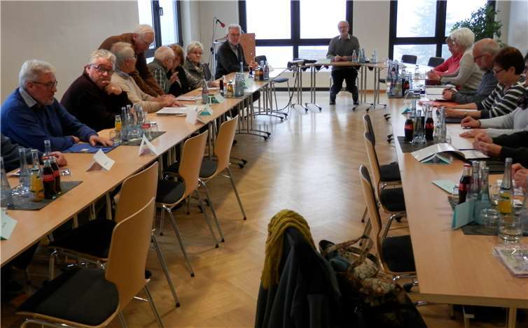 Mitglieder des Seniorenbeirates bei der Arbeit zum Seniorentag.privat