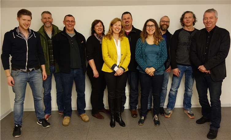 Mitglieder des Vereins Interessengemeinschaft Kindeswohl Eifel e.V.  privat