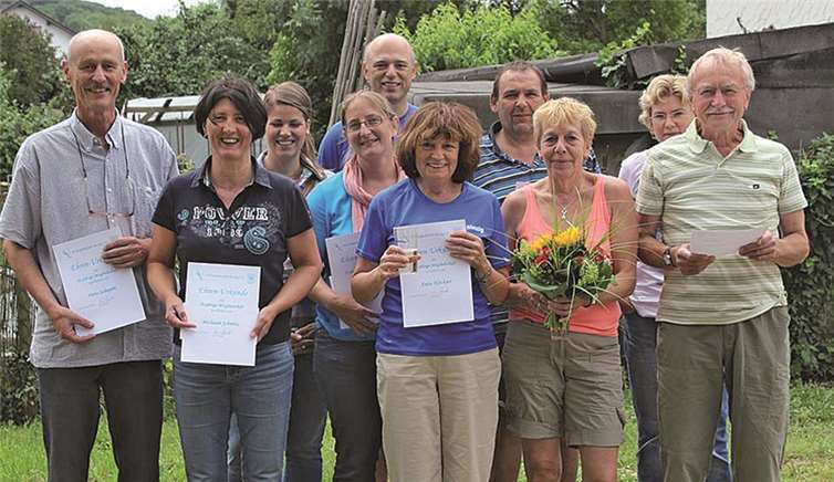 Mitglieder, die dem Verein langjährige Treue erweisen, wurden geehrt.  Privat