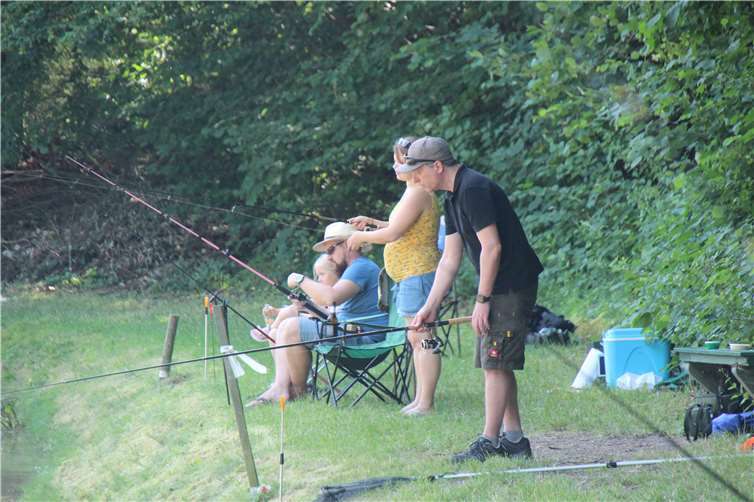 Mitglieder und Gäste hatten viel Spaß beim Angeln.