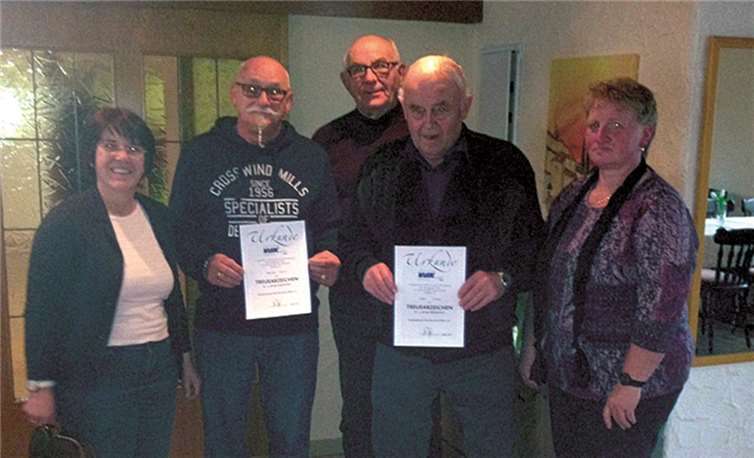 Mitglieder wurden für langjährige Treue geehrt. privat