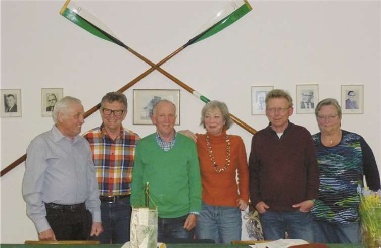 Mitgliederehrung bei der RGR: (v.l.) Herbert Ott, Vorsitzender Dr. Dieter Berger, Rolf Becker, Annette Holzapfel, Günter Brüning und Gaby Beckshecker.  Privat