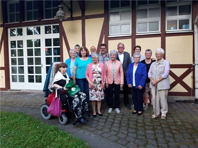 Mitgliederversammlung der Rheuma-Liga Mayen und Umgebung im Biergarten im „Alten Bahnhof“ in Polch. Foto: privat