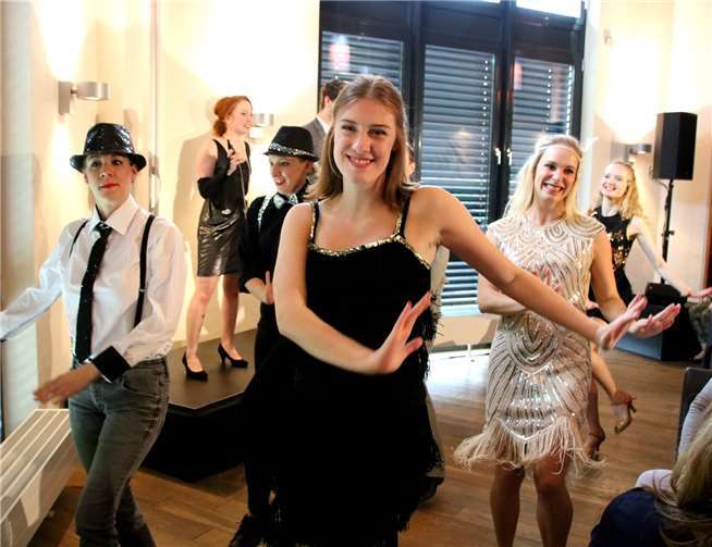 Mitreißende Tanzeinlagen sorgten im Publikum für wippende Füße.