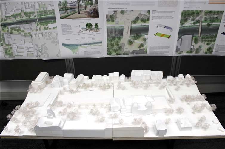 Entwürfe für die Neubauten von Kurgarten- und Casinobrücke präsentiert Modellentwurf von Schlaich Bergermann Partner aus Stuttgart mit Atelier Loidl Landschaftsarchitekten, Berlin (Platz 1 beim Wettbewerb „Brückenschlag Bad Neuenahr-Ahrweiler).