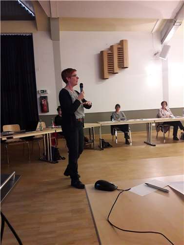 Moderatorin Beatrix Ollig.Quelle: Naturpark Rhein-Westerwald