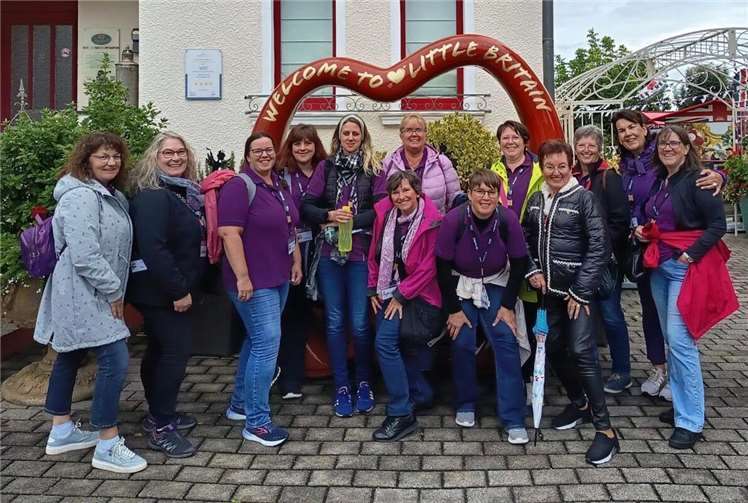 Möhnenclub Zuckerklümpchen erlebt sonnige Tour von Linz nach Bonn. Foto: privat