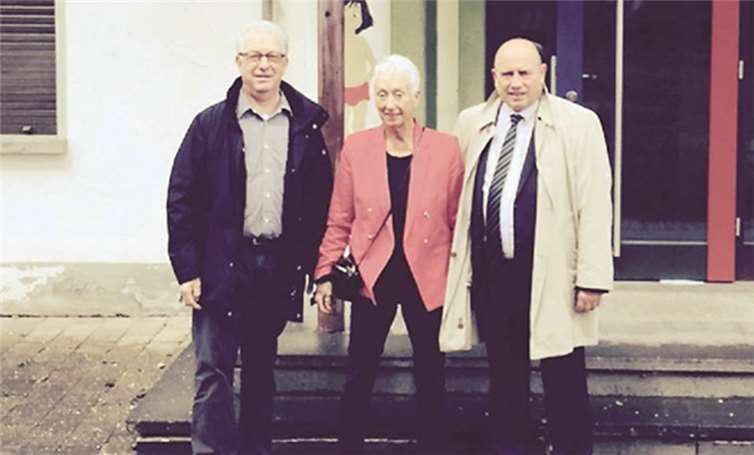 Monika Artz, CDU-Stadtratsmitglied, Leo Biewer, CDU-Stadtratsmitglied, und Manfred Bastian, SPD-Stadtratsmitglied, setzten sich für die Erweiterung der Kita ein. privat