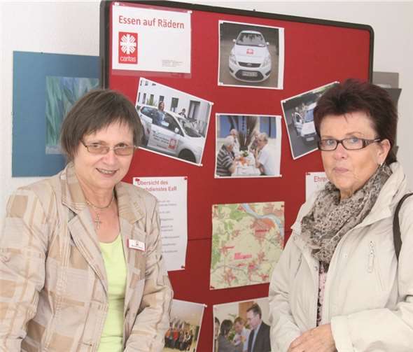 Monika Hessel informierte Besucher über die Arbeit der Caritas. privat