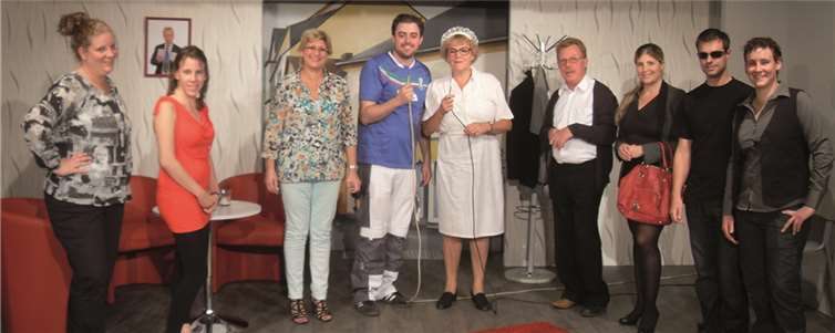 Monja Franke, Sonja Kratz, Karin Wilbert, Stefan Rohleder, Ursula Kratz, Willi Heines, Andrea Beisel, Thomas Zell, Marion Kratz (v.l.).privat