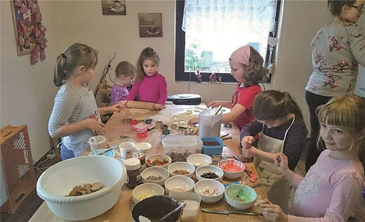 Morgens wurden fleißig Plätzchen gebacken. privat