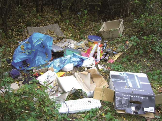 Müll wie dieser wird leider immer wieder auf Mayener Stadtgebiet gefunden. Bei der Aktion „Saubere Stadt“ helfen die Bürgerinnen und Bürger mit ihn zu beseitigen. Stadt Mayen