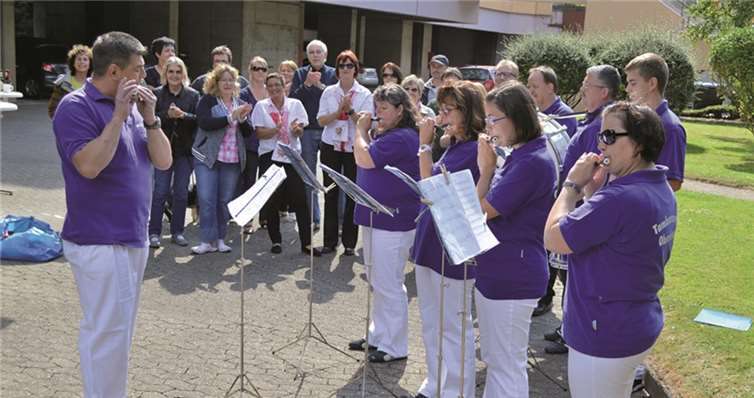 Musik vom Tambourcorps Oberwinter unterhielt die Veranstalter und Gäste bestens.AB