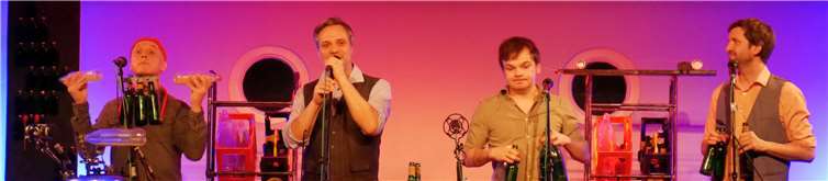 Musikalisch brachte das Quartett „Glas Blas Sing“ die Kabarettfans in der Stelzenbachhalle gleich an zwei Abenden zum Toben.