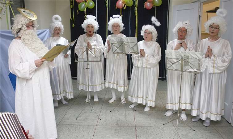 Musikalisch gingen die „Engel“ auf Urlaubsreise. WK