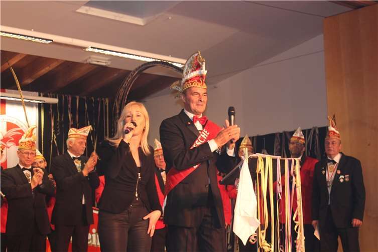 Musikalisch verabschiedete sich Ex-Prinz Werner.