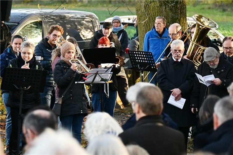 Musikalisch wurde die Veranstaltung vom Posaunenchor Bad Neuenahr sowie der Chorgemeinschaft Bad Bodendorf-Sinzig-Westum begleitet. Fotos: RASCH