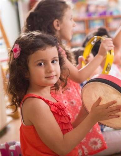 Musikalische Bildung ist eine gute Möglichkeit Kinder frühzeitig zu fördern. Foto: KMS MYK