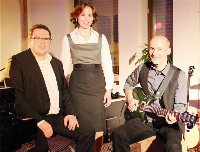 Musikalische Unterhaltung vom Feinsten auf dem Schiff mit „ Markus Daniel und Band!“ Privat